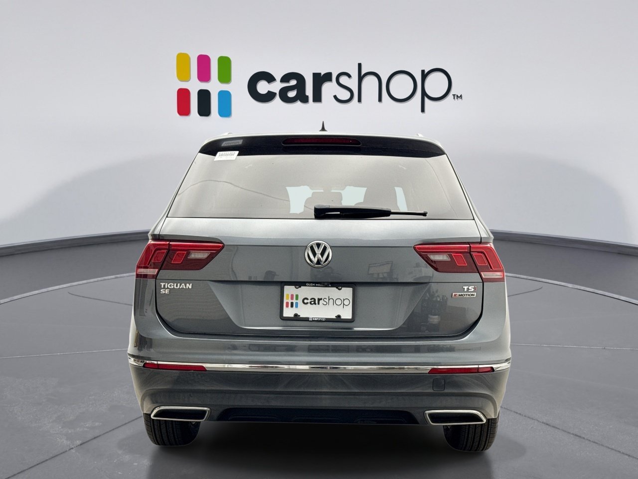 Used 2018 Volkswagen Tiguan SEL AWD/4WD image 4