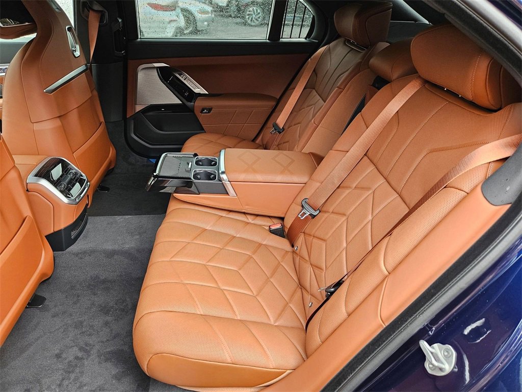 New 2026 BMW i7 xDrive60 image 21