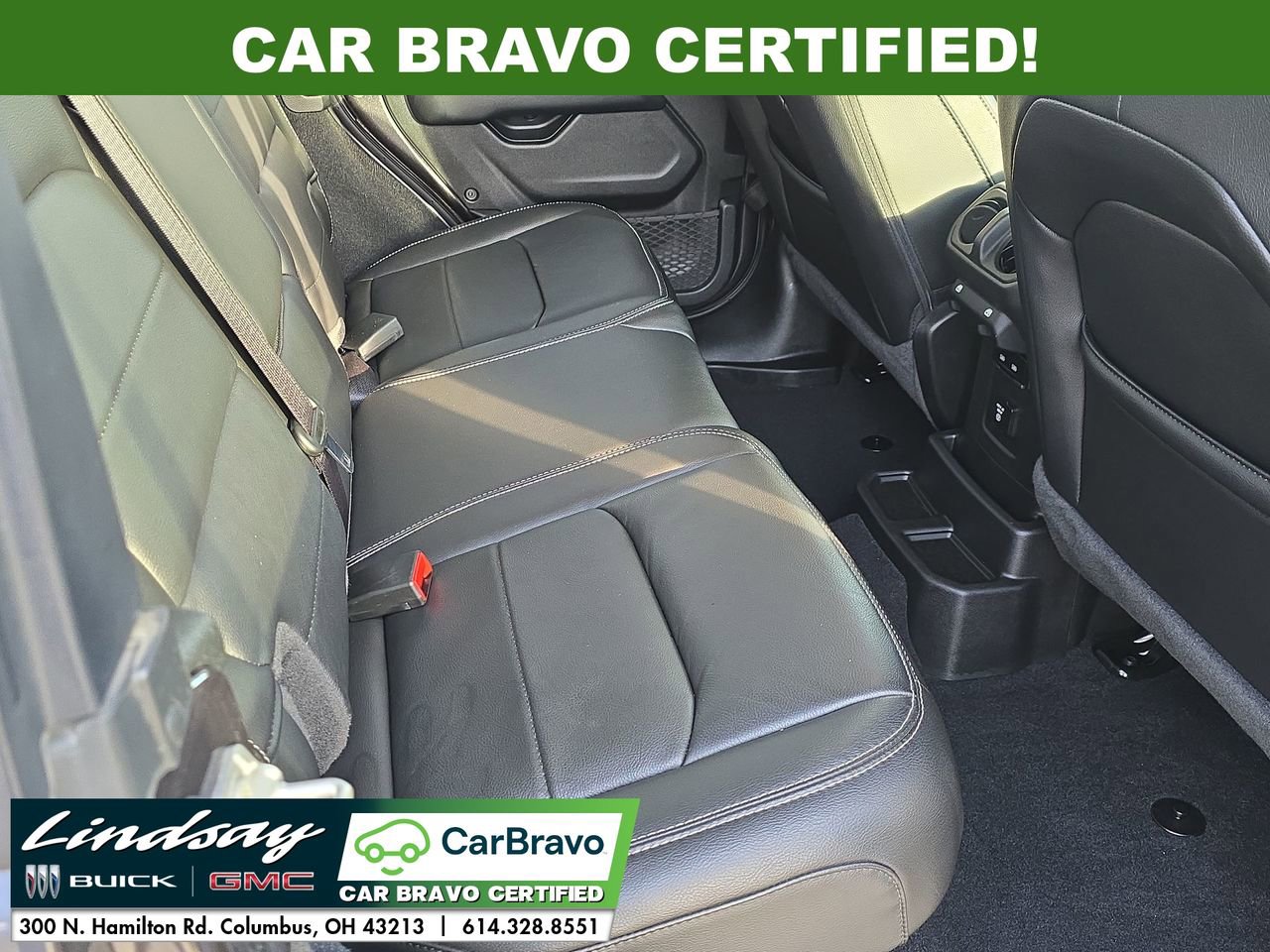 Used 2022 Jeep Wrangler Unlimited Sahara w/ Cold Weather Group image 27