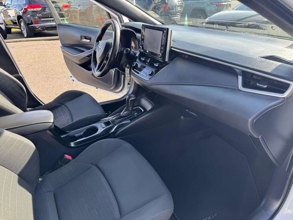 Used 2020 Toyota Corolla SE w/ Carpet Mat Package (TMS) image 12