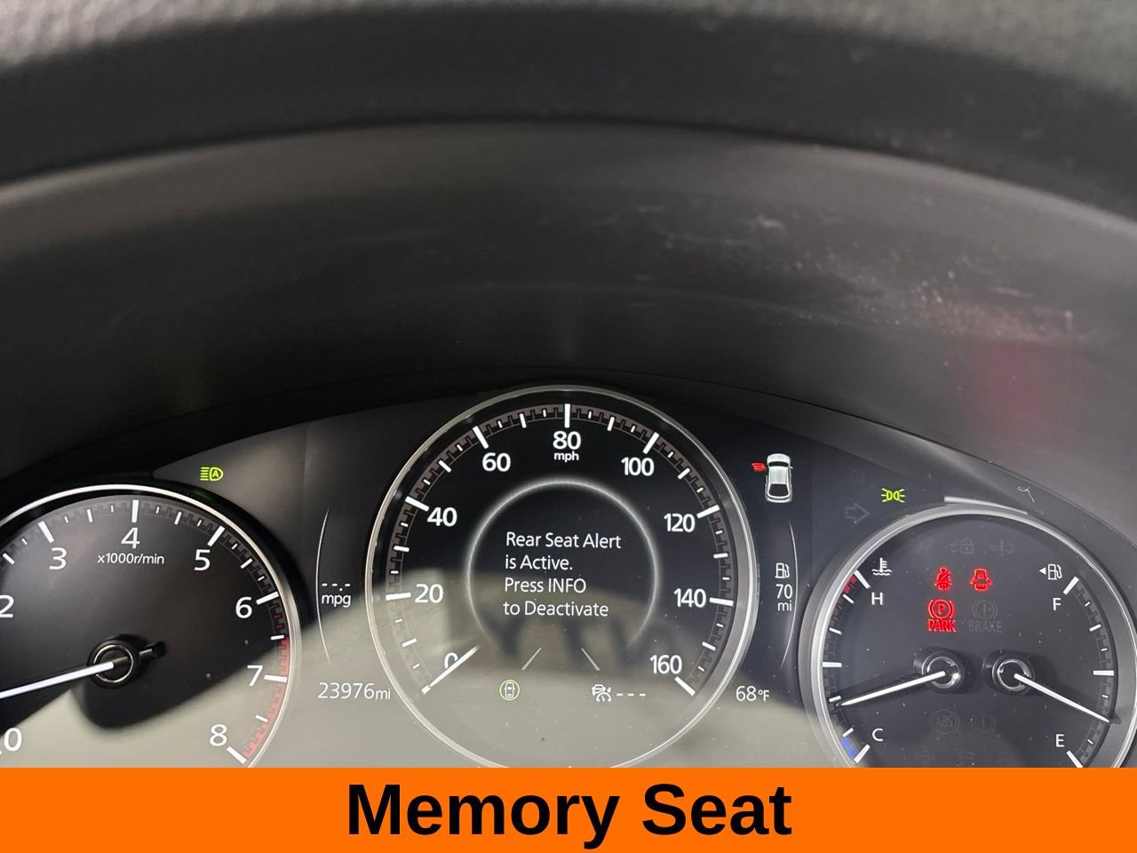 Used 2025 MAZDA MAZDA3 2.5 S Hatchback w/ Premium Pkg FWD image 17
