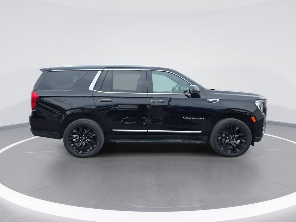 Certified 2023 GMC Yukon SLT w/ SLT Luxury Package AWD/4WD image 2