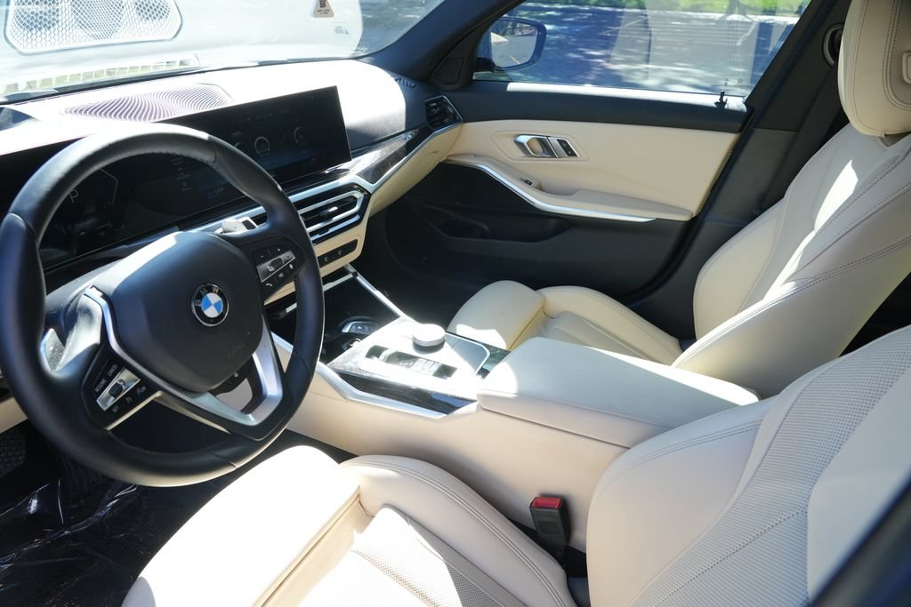 Used 2023 BMW 330i Sedan w/ Premium Package RWD image 9