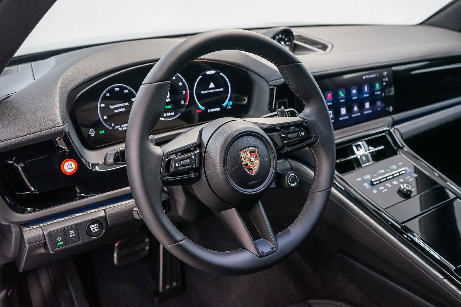 New 2026 Porsche Panamera 4 AWD/4WD image 4