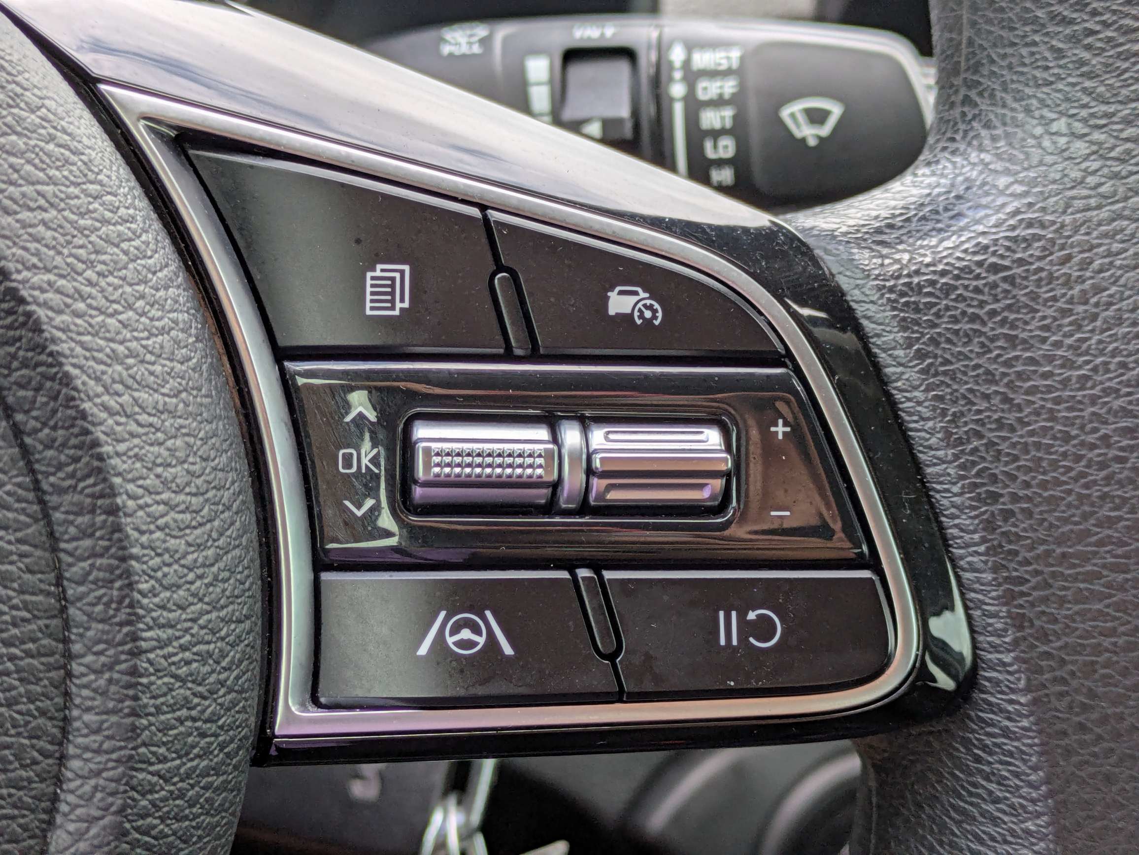 Certified 2022 Kia Forte LXS FWD image 29