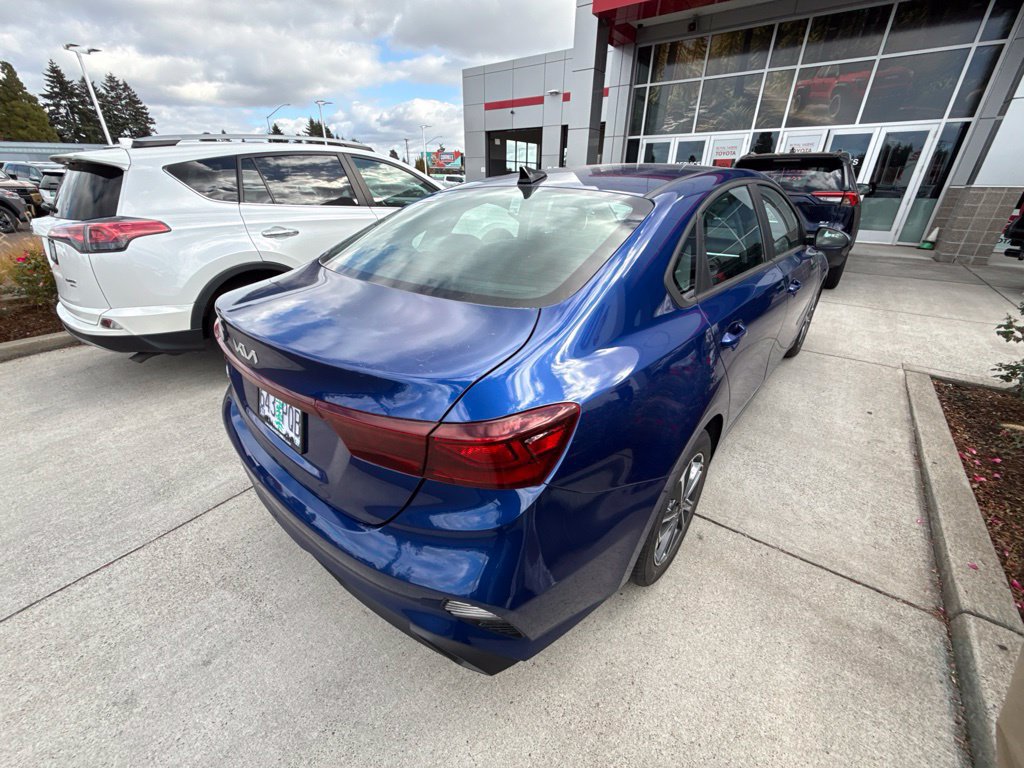 Used 2024 Kia Forte LXS FWD image 5