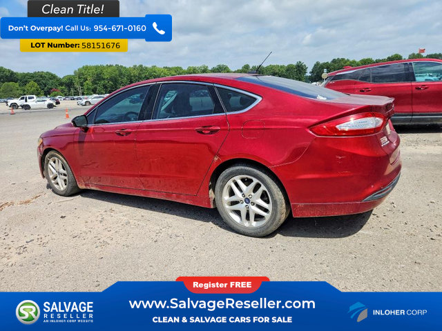 Used 2016 Ford Fusion SE w/ Equipment Group 202A FWD image 3
