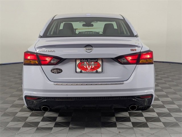 Used 2023 Nissan Altima 2.5 SR w/ SR Premium Package image 6