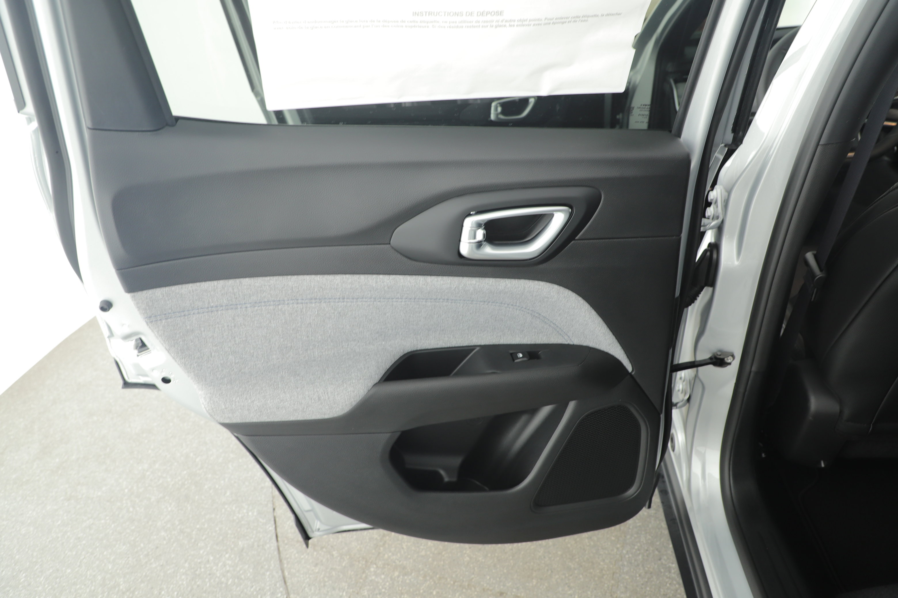 New 2026 Jeep Compass Latitude image 15