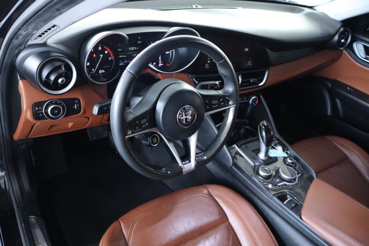 Used 2017 Alfa Romeo Giulia RWD image 15