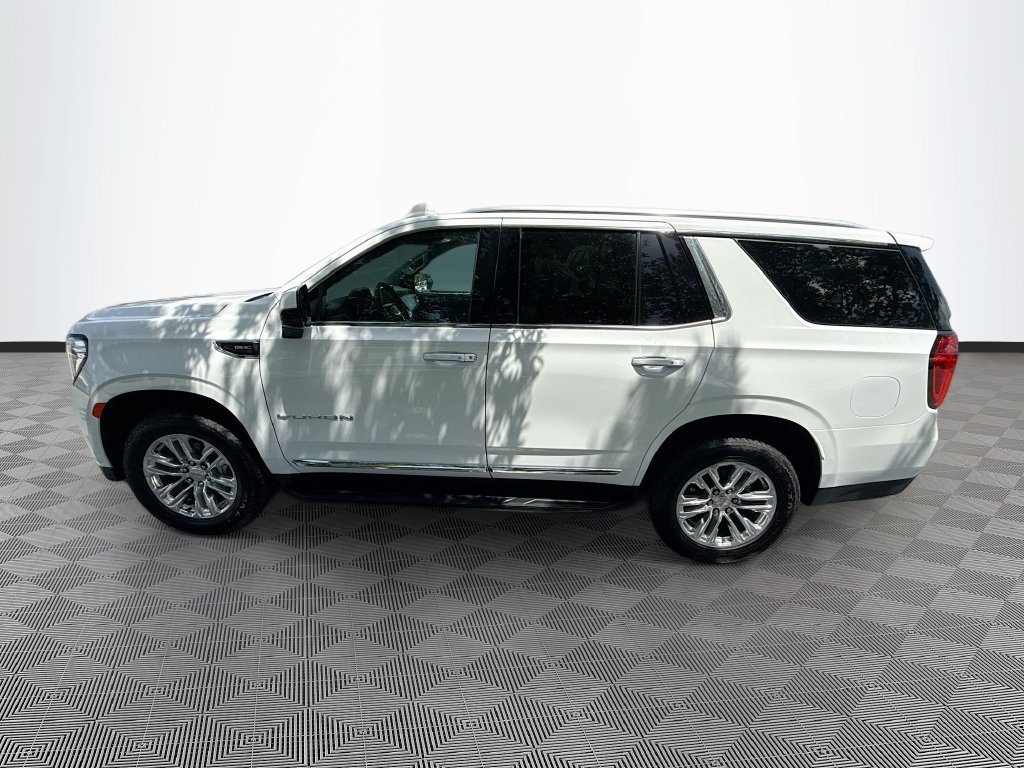 Used 2024 GMC Yukon SLT RWD image 5