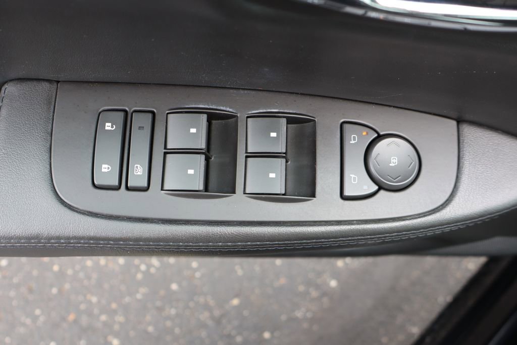 Used 2008 Cadillac DTS image 23