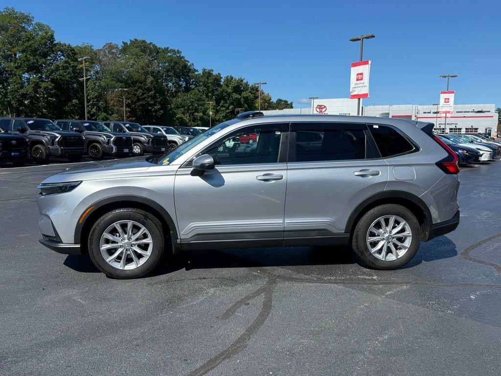 Used 2025 Honda CR-V EX-L image 3