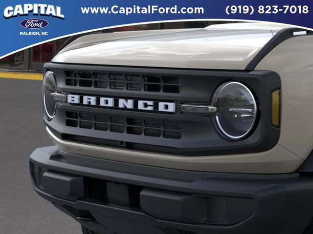 New 2025 Ford Bronco 4-Door image 19