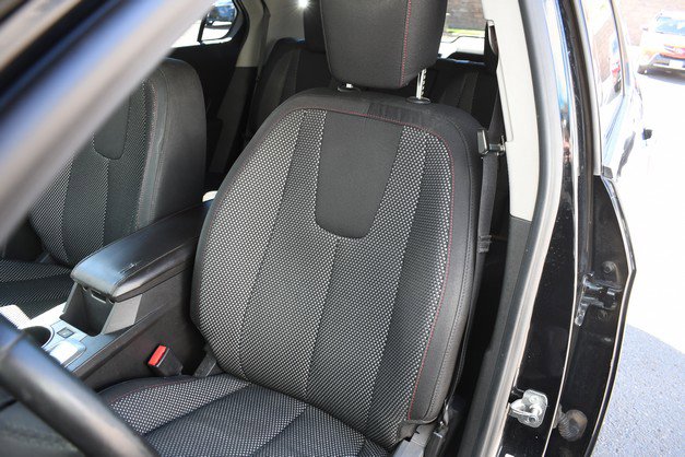 Used 2015 Chevrolet Equinox LT image 17