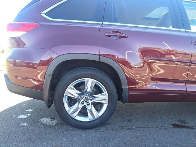 Used 2018 Toyota Highlander Limited image 6