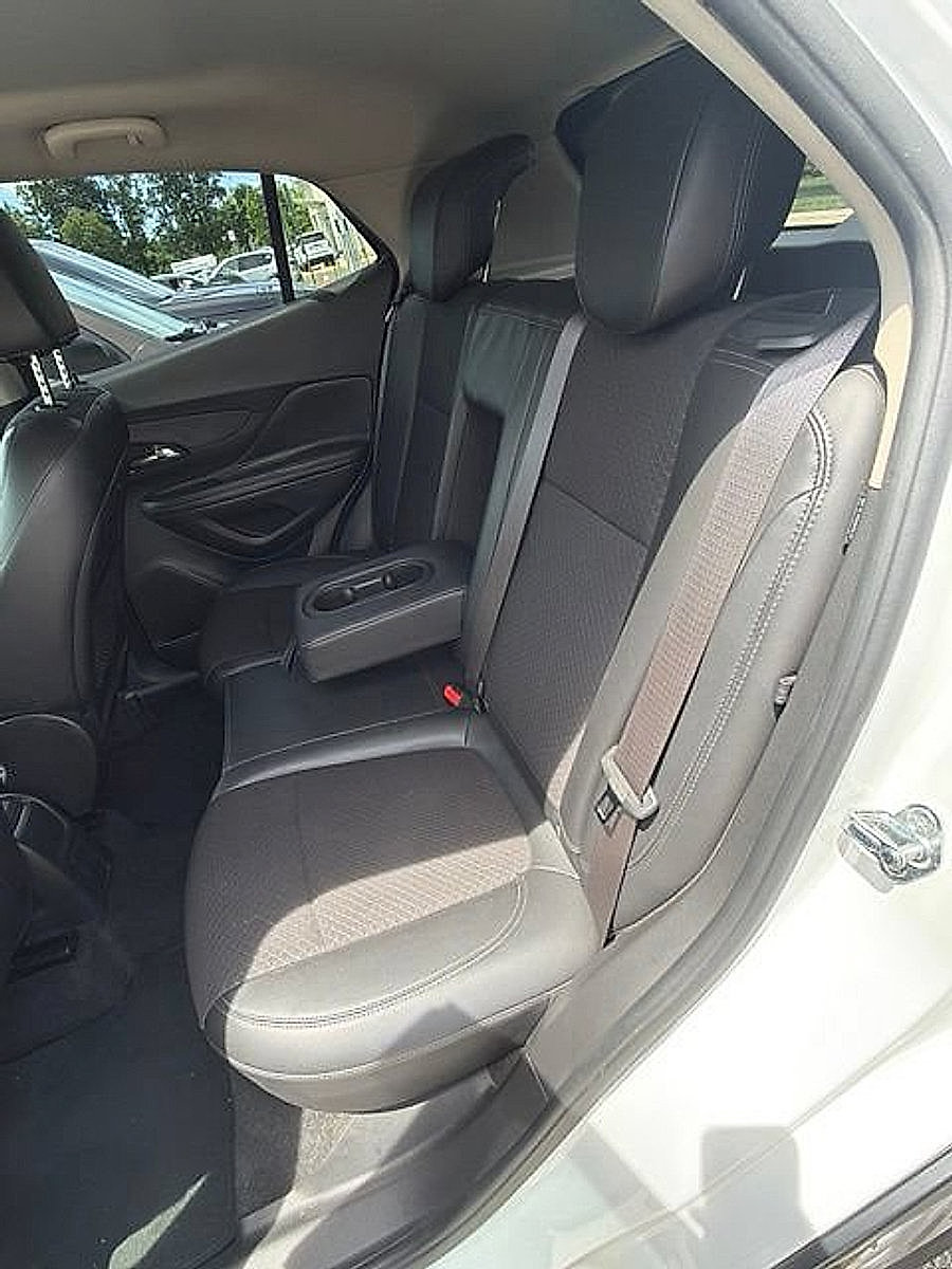 Used 2019 Buick Encore Preferred AWD/4WD image 18