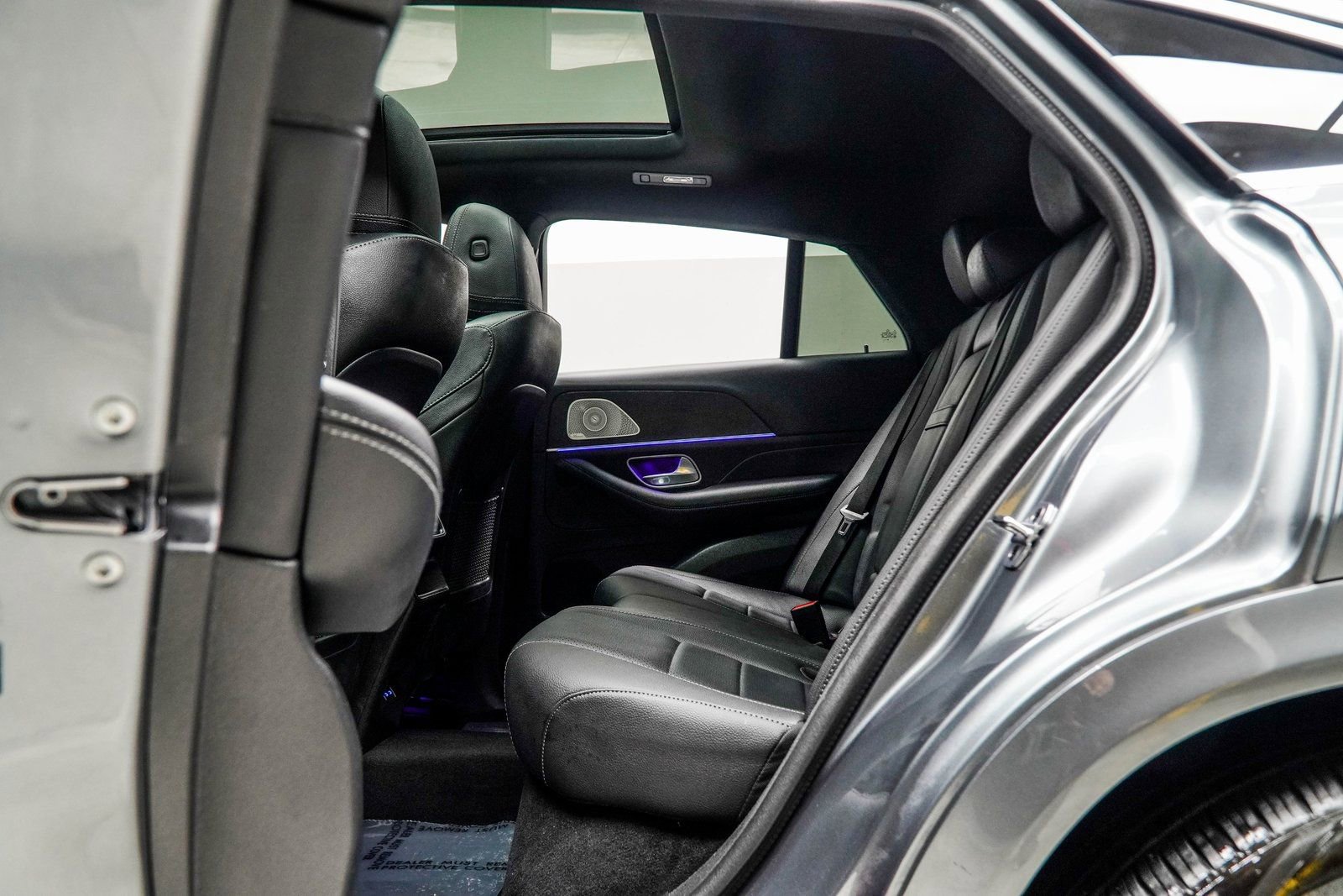 Used 2025 Mercedes-Benz GLE 450 4MATIC Coupe w/ Driver Assistance Package image 39