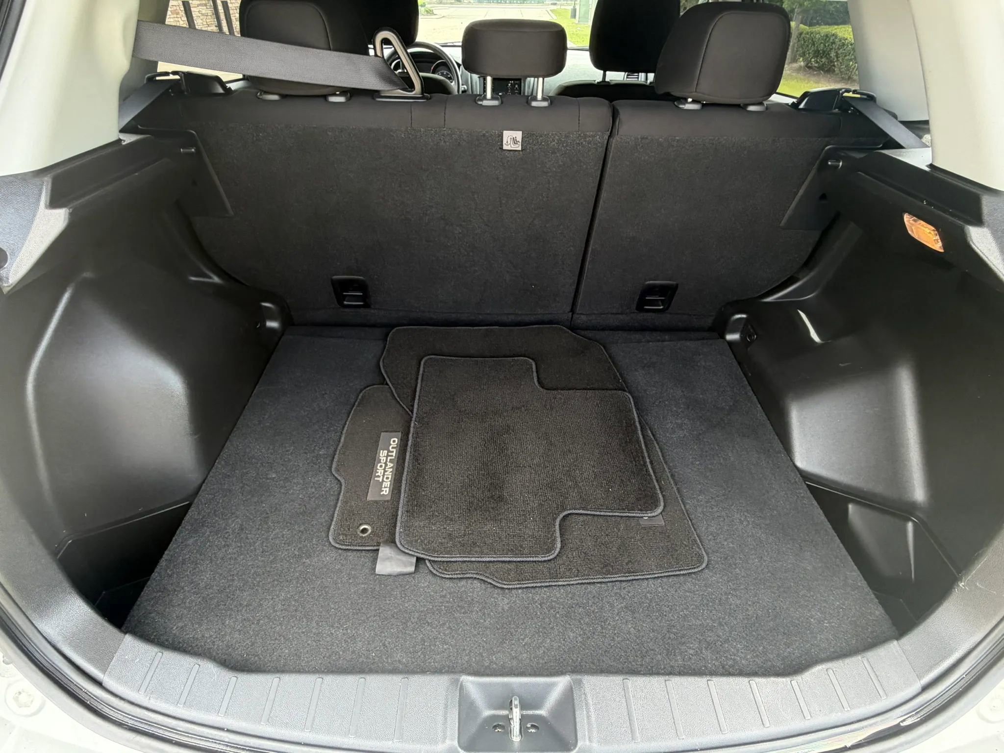 Used 2021 Mitsubishi Outlander Sport ES FWD image 32