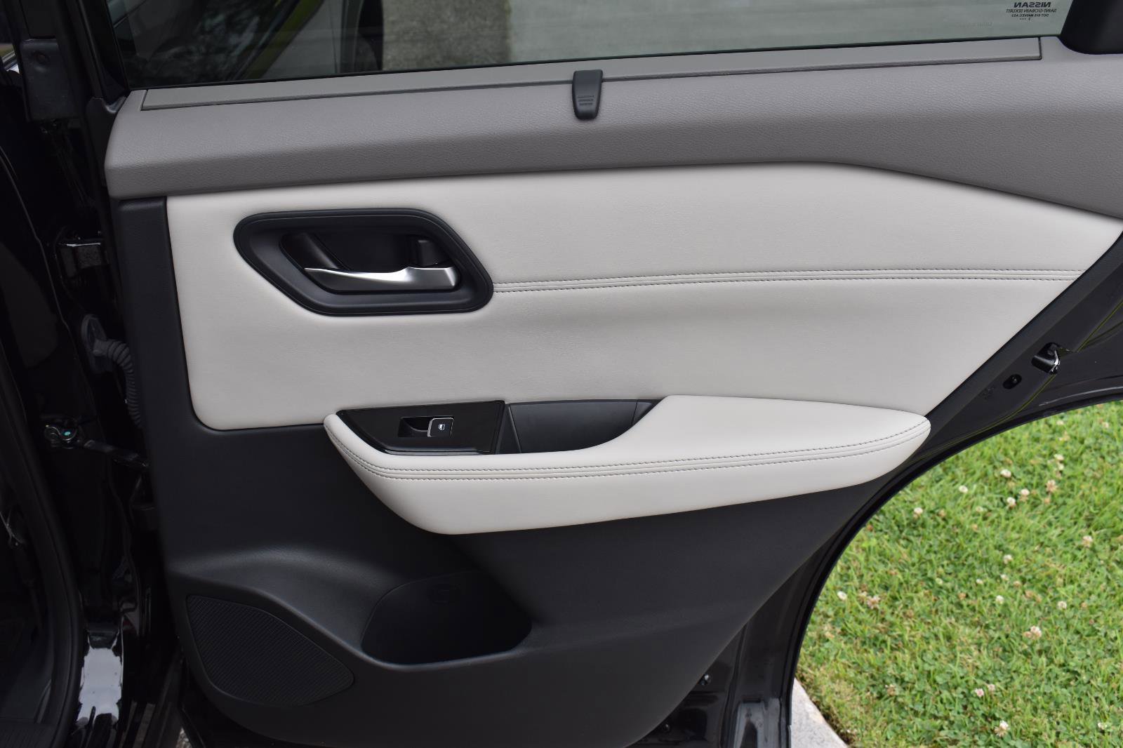 Used 2023 Nissan Rogue SL w/ SL Premium Package FWD image 61