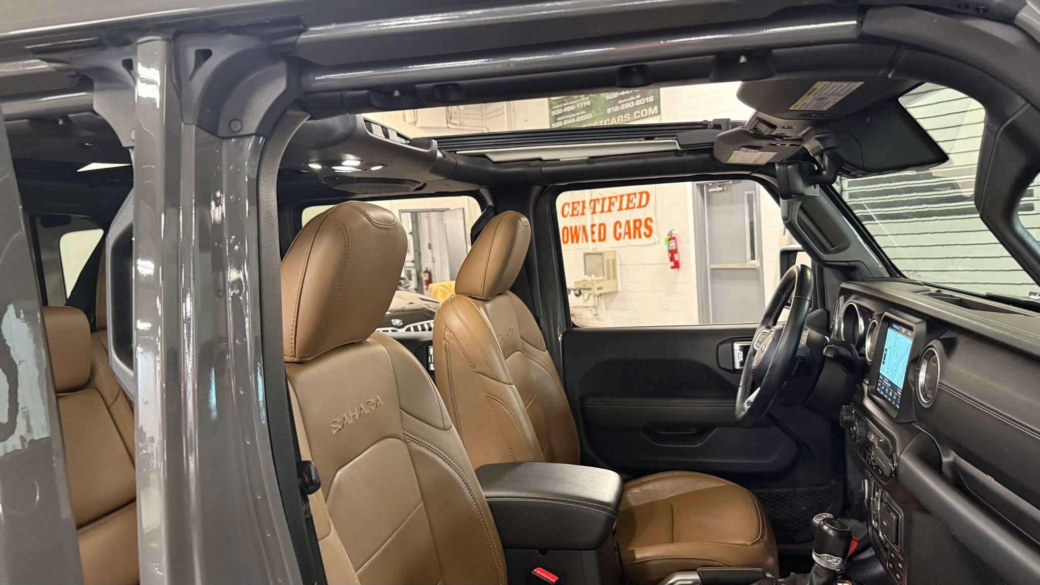 Used 2021 Jeep Wrangler Unlimited Sahara image 25