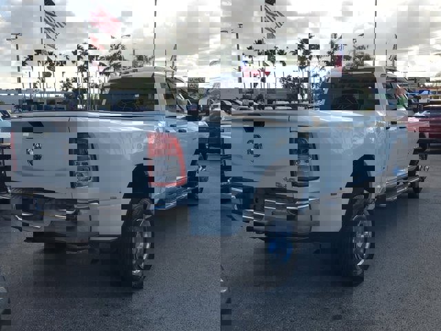 Certified 2024 RAM 3500 Big Horn image 7