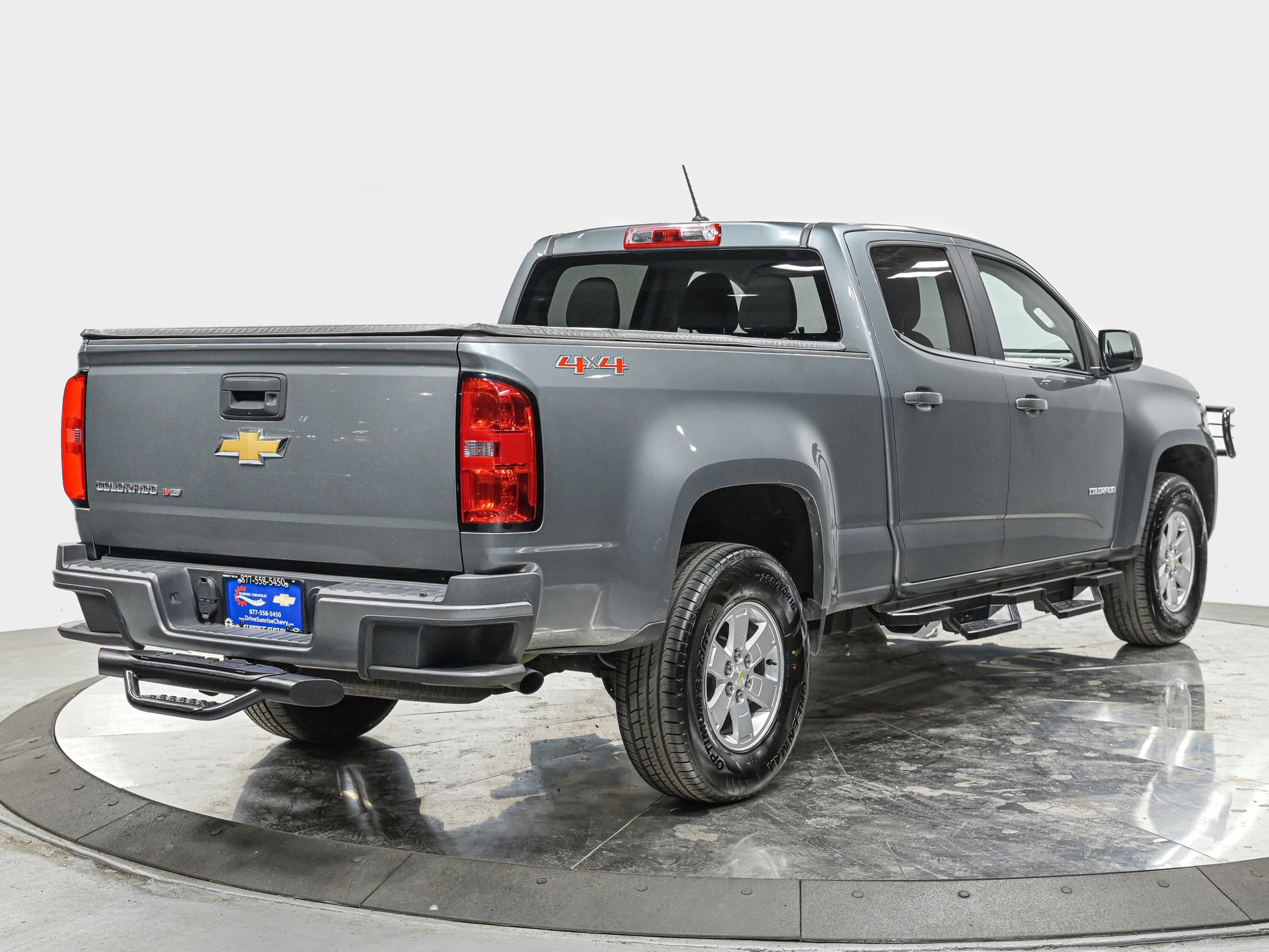 Used 2019 Chevrolet Colorado W/T w/ WT Convenience Package AWD/4WD image 8