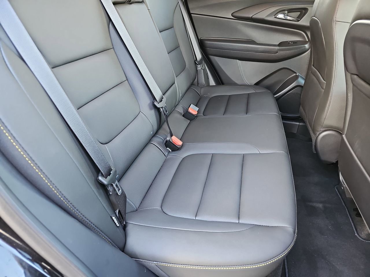 New 2025 Chevrolet TrailBlazer ACTIV w/ Convenience Package FWD image 14