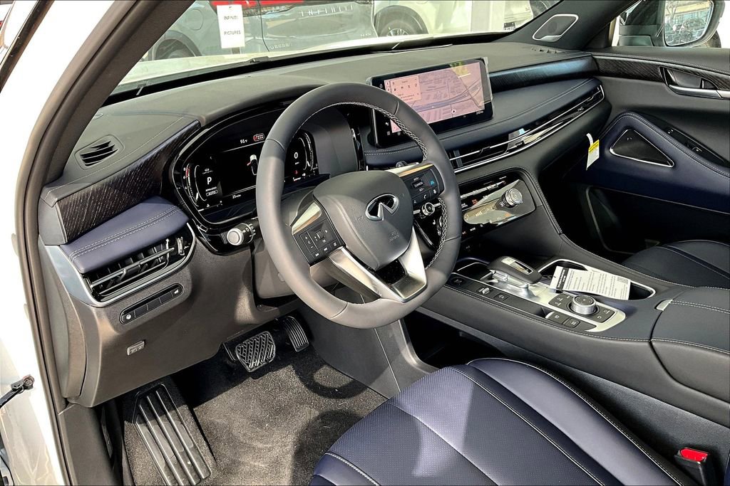 New 2026 INFINITI QX60 Sport w/ Dark Cargo Package image 21