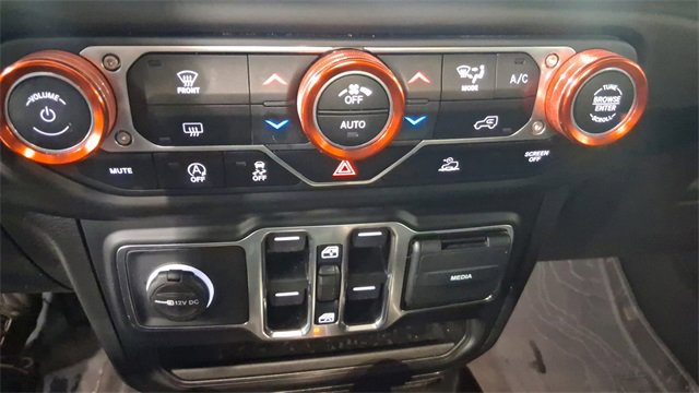 Used 2021 Jeep Gladiator Sport image 30