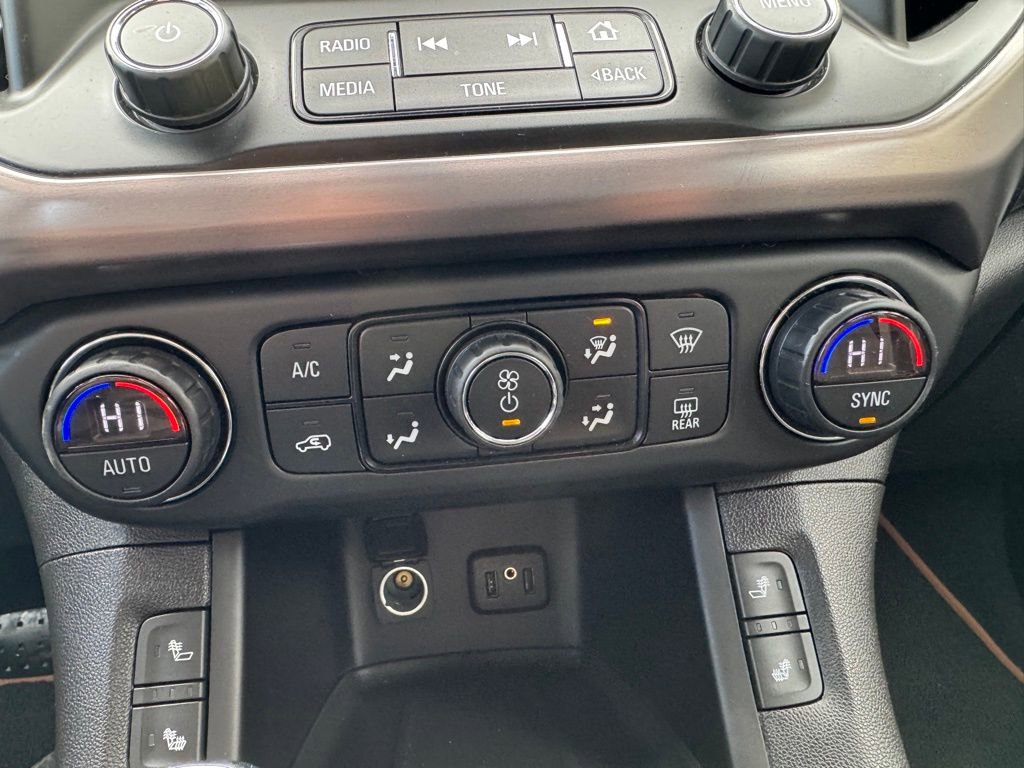 Used 2017 GMC Acadia SLE w/ Driver Alert Package I image 26