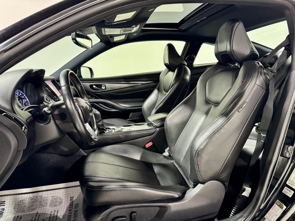 Used 2019 INFINITI Q60 3.0t Luxe image 3