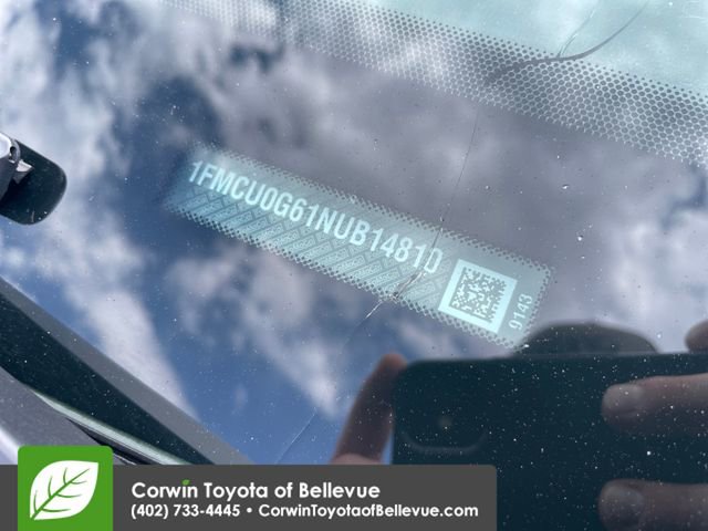 Used 2022 Ford Escape SE w/ SE Sport Appearance Package FWD image 29