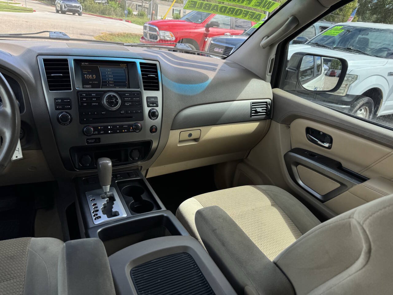 Used 2015 Nissan Armada SV RWD image 18