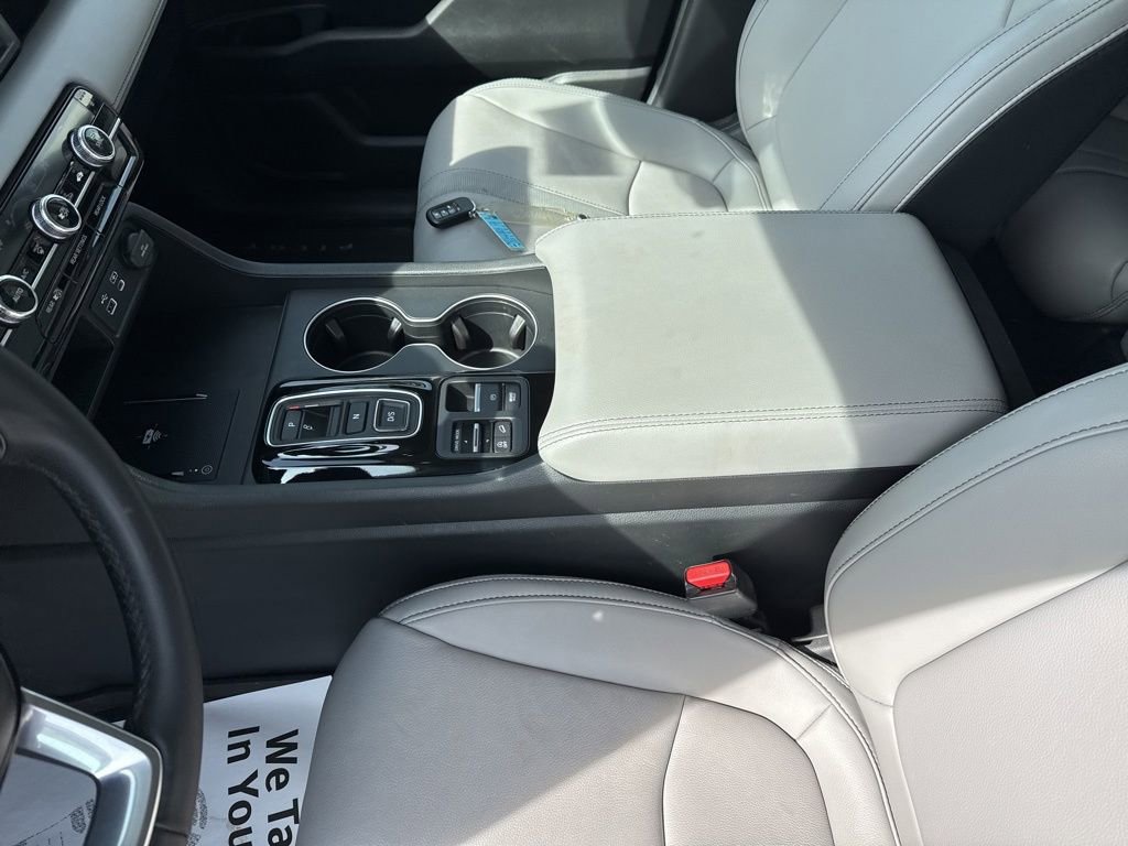 Used 2025 Honda Pilot EX-L image 26