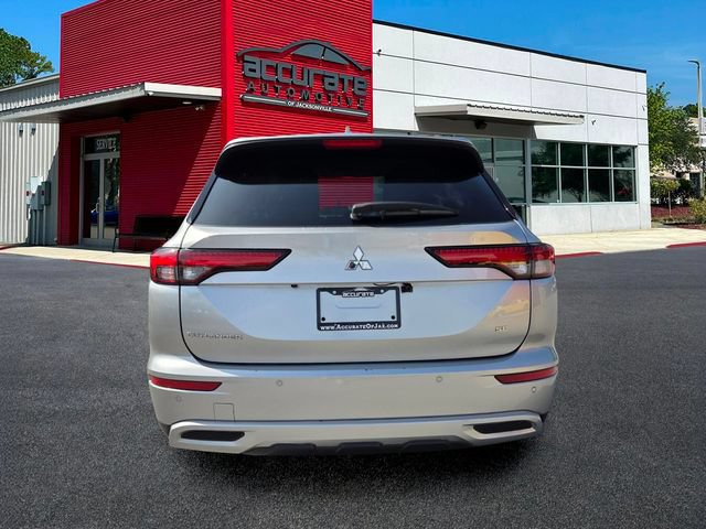 Used 2023 Mitsubishi Outlander SE FWD image 4