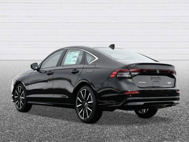 New 2026 Honda Accord Touring image 3