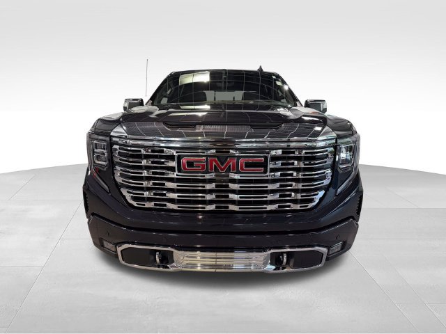Used 2026 GMC Sierra 1500 Denali w/ Denali Reserve Package AWD/4WD image 2
