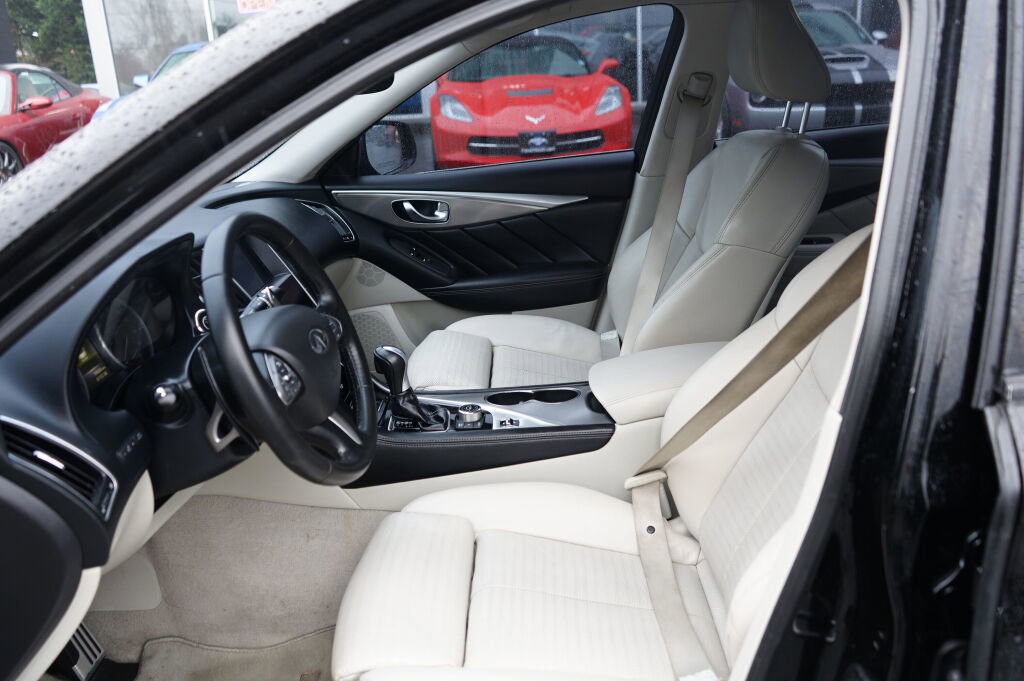 Used 2015 INFINITI Q50 Sport w/ Navigation Package image 11