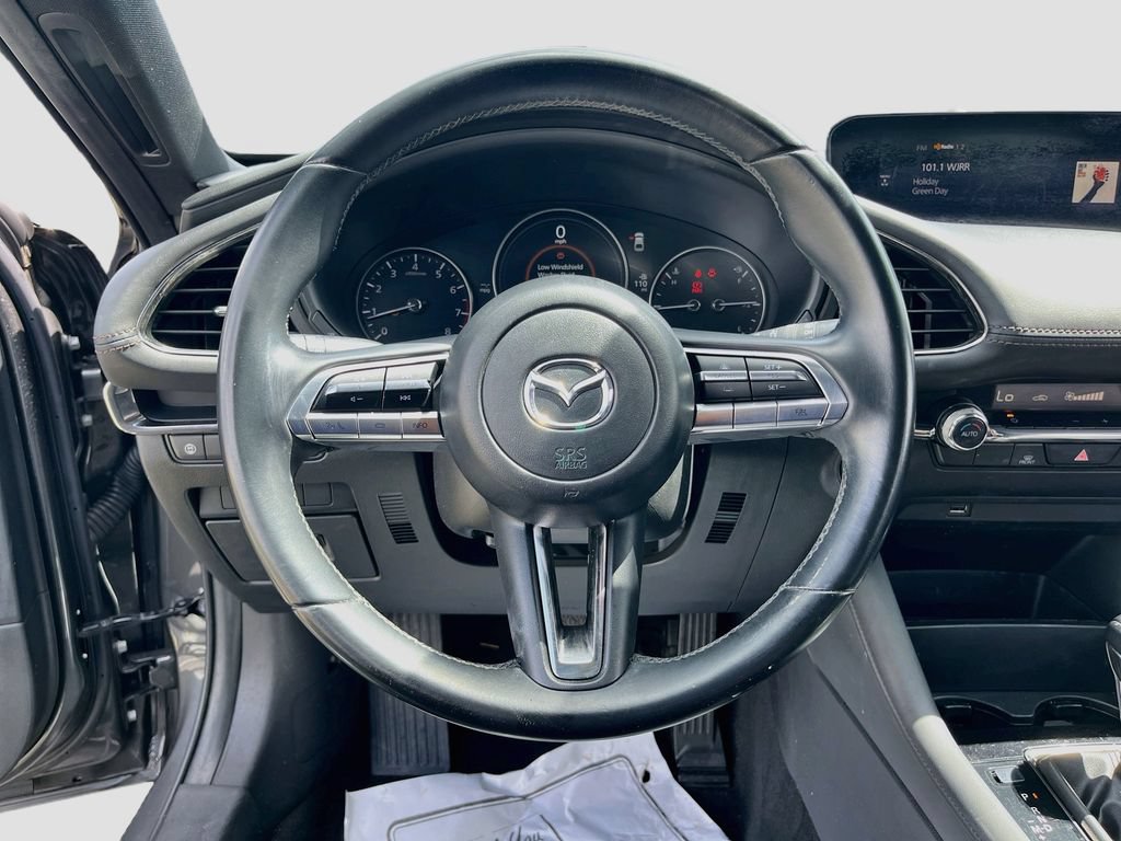 Used 2019 MAZDA MAZDA3 Hatchback FWD image 11