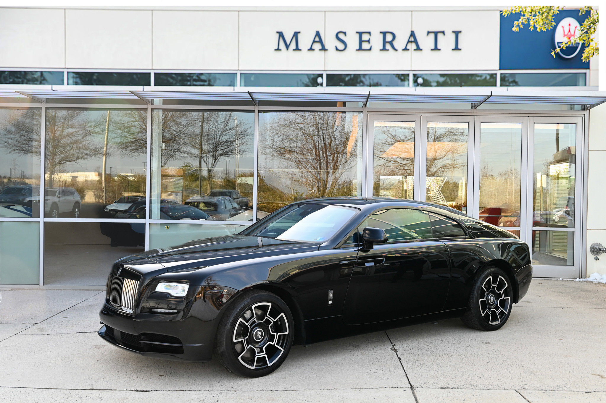 Used 2017 Rolls-Royce Wraith image 1