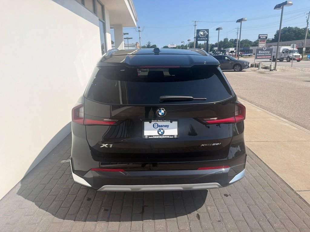 New 2026 BMW X1 xDrive28i w/ Convenience Package AWD/4WD image 7