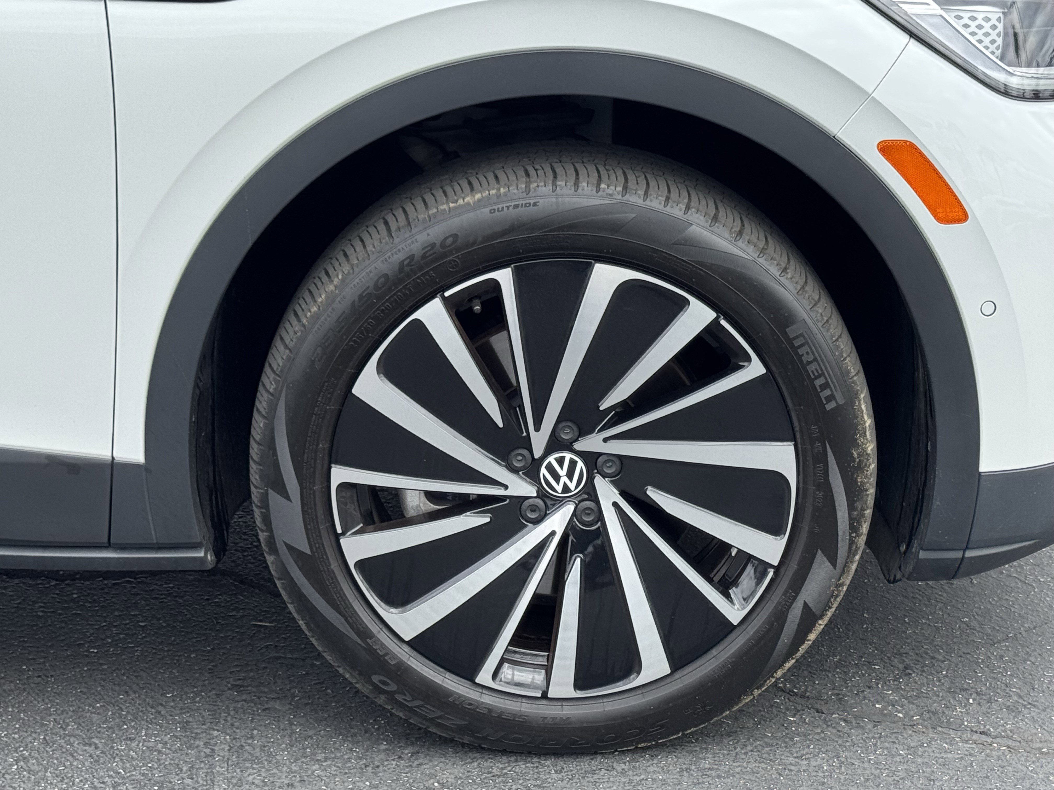 Certified 2023 Volkswagen ID.4 Pro S Plus AWD/4WD image 12