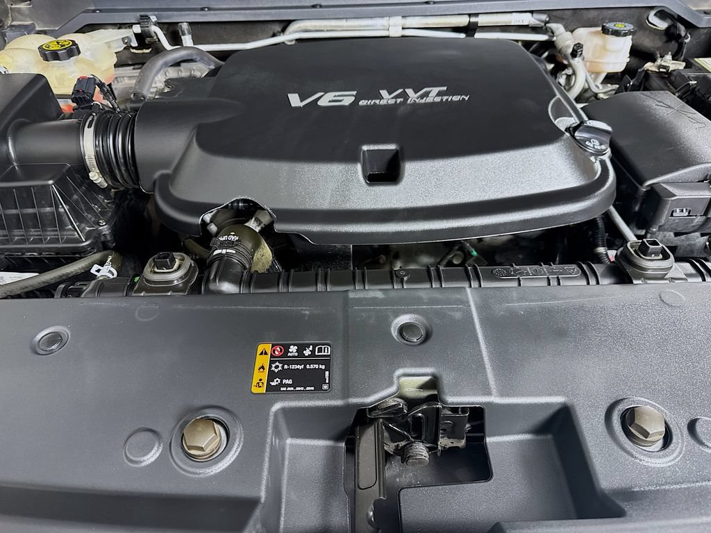 Used 2022 GMC Canyon Denali RWD image 37