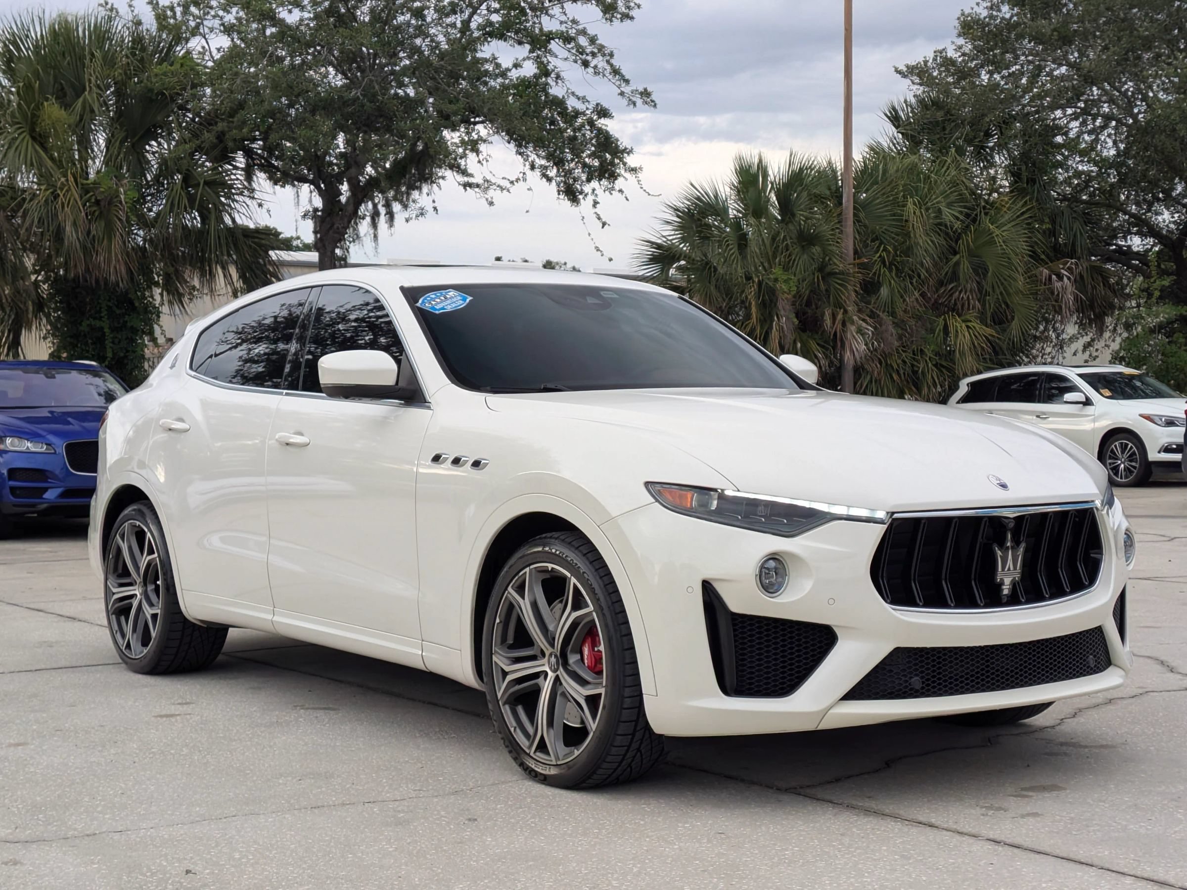 Used 2019 Maserati Levante GTS AWD/4WD image 4