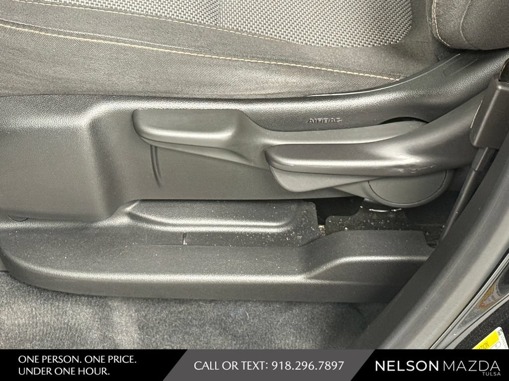 Used 2019 Chevrolet Traverse LS FWD image 17