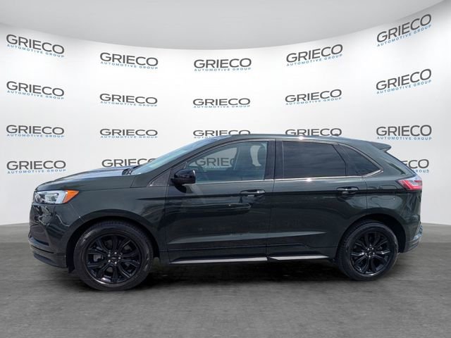 Used 2022 Ford Edge SE w/ Black Appearance Package AWD/4WD image 4