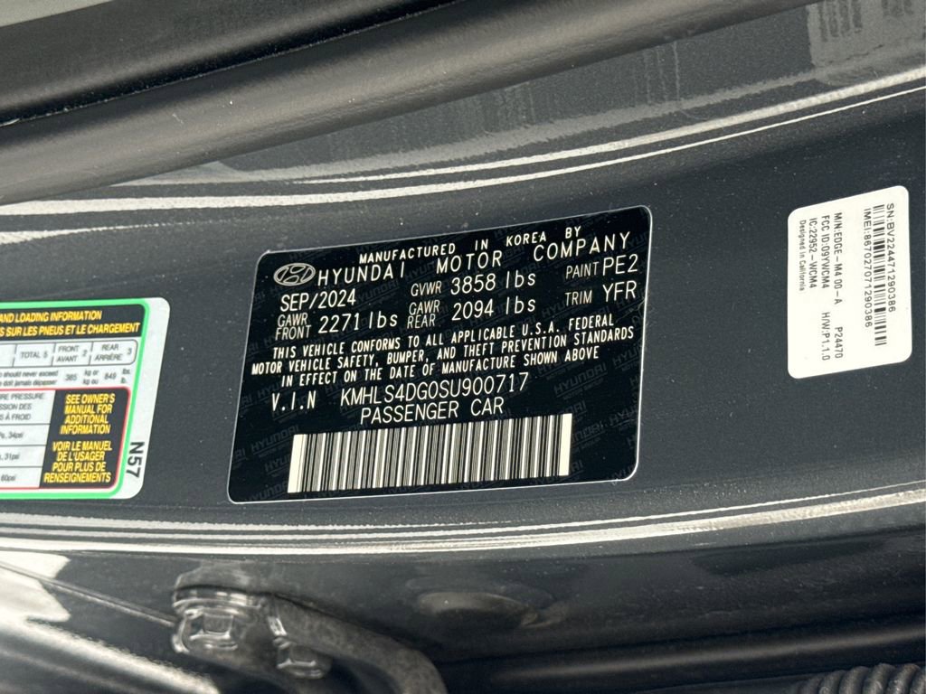 Certified 2025 Hyundai Elantra SEL image 15