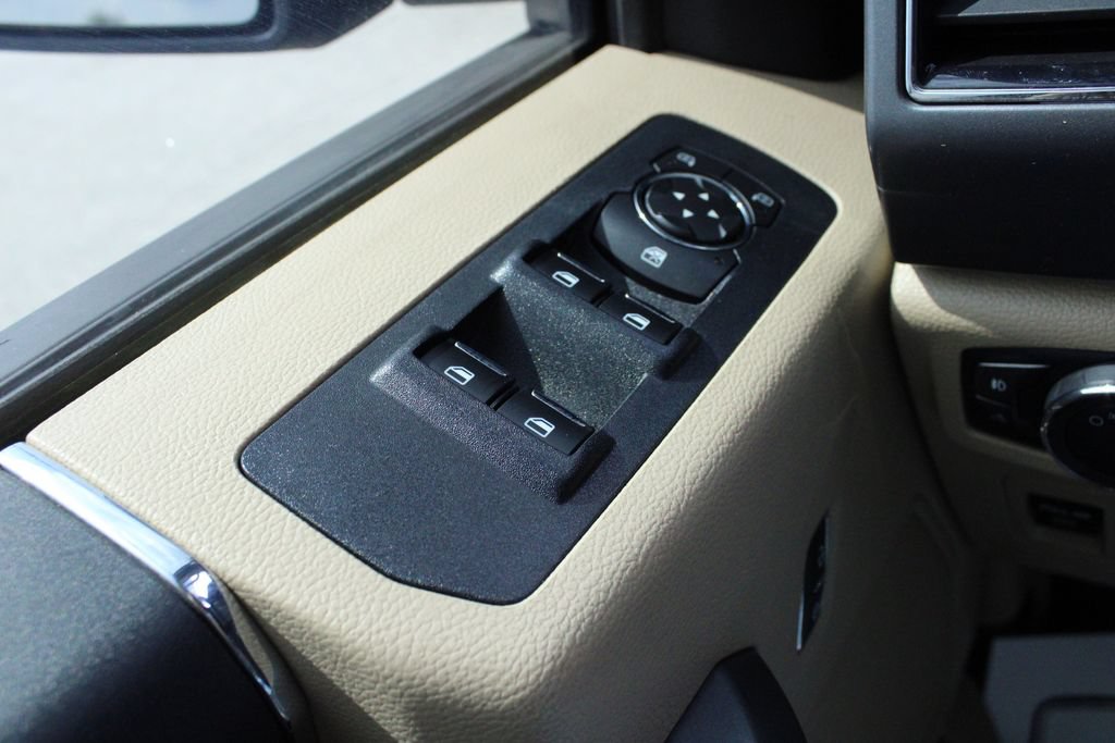 Used 2018 Ford F150 XLT AWD/4WD image 6