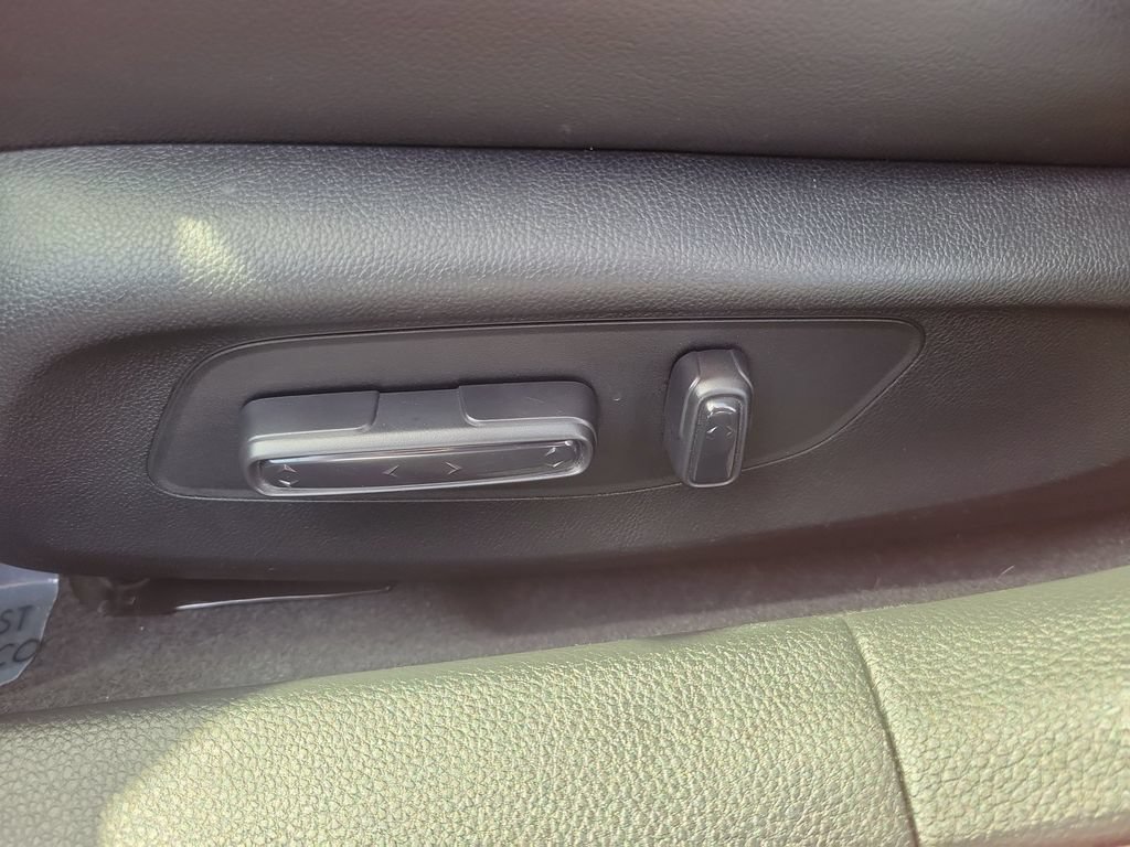 Used 2024 Honda Civic Touring image 16